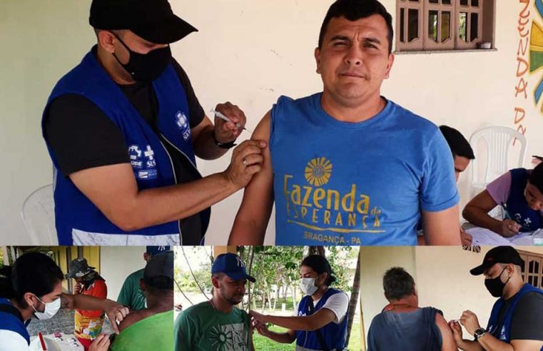 Acolhidos da Fazenda Esperança receberam a segunda dose da vacina contra a Covid-19.